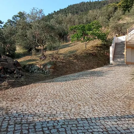 Holiday home Casa Oliveiras -
