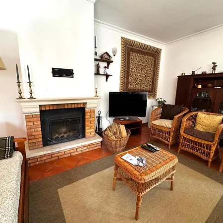 Nyaraló Casa Oliveiras - *