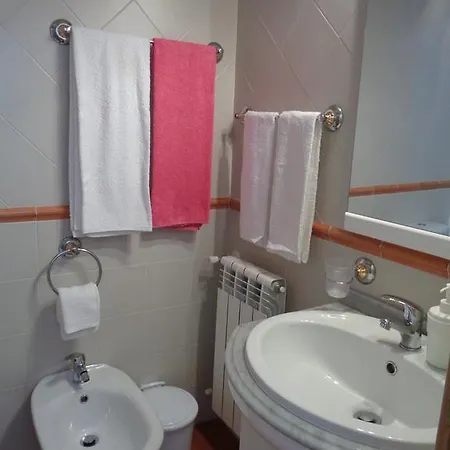 Casa Oliveiras - *