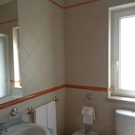 Nyaraló Casa Oliveiras - *