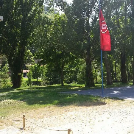 Casa Oliveiras - *