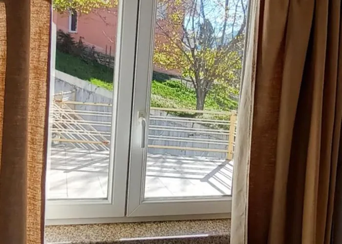 Casa Oliveiras - بيت للعطل
