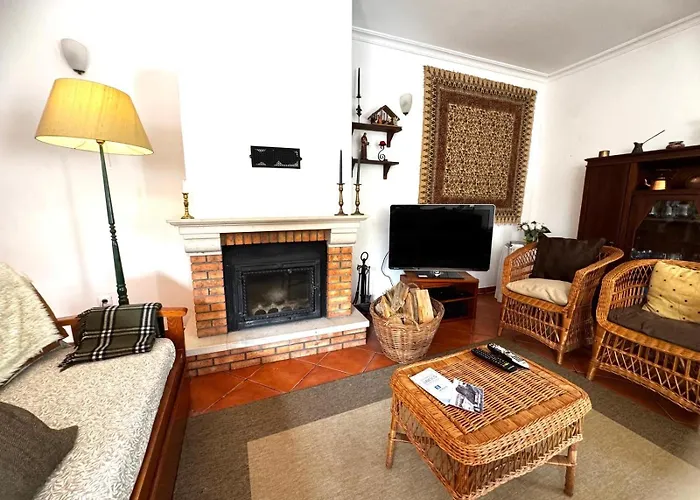 Casa Oliveiras - * マンテイガス