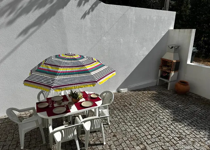 Casa Oliveiras - بيت للعطل *