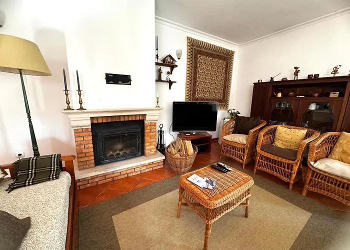بيت للعطل Casa Oliveiras - *