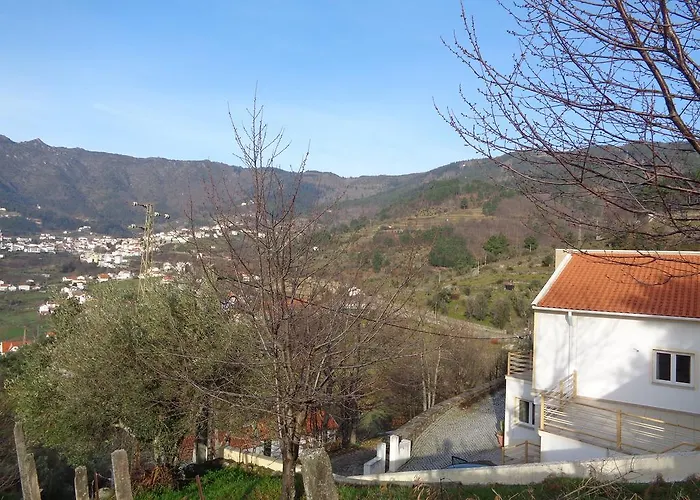 Casa Oliveiras - بيت للعطل *