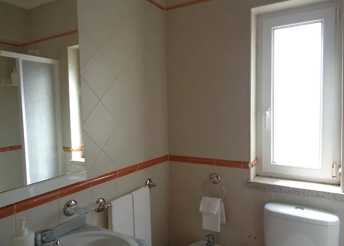 بيت للعطل Casa Oliveiras - *