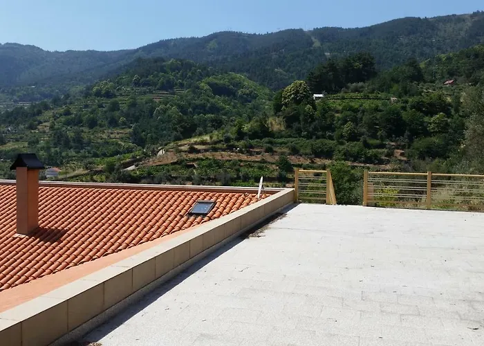 Casa Oliveiras - *